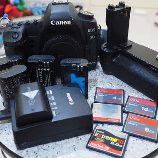 Canon 5D2 Mark II，副廠直倒，5電，16G CF card*1，8*G CF card*2，4*G CF card*2
