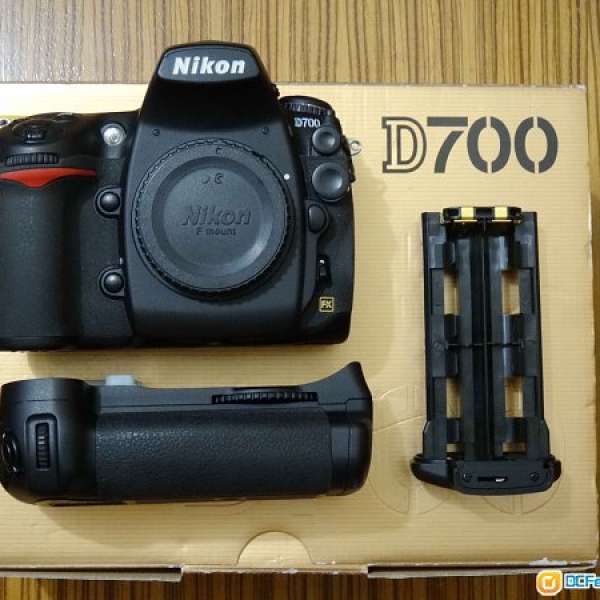 Nikon D700 連原廠直度