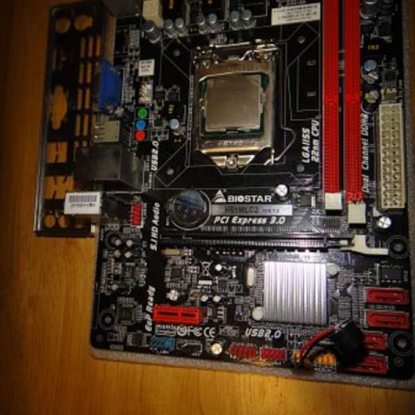 BIOSTAR H61MLC2 主版 連CPU intel G860 3.0GHz Socket 1155