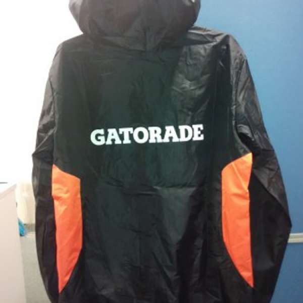 全新  Gatorade連帽風褸外套 Jacket (有網裡防水)