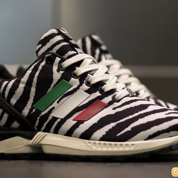 全新Brand new Italia Independent x adidas Originals ZX Flux "Zebra"