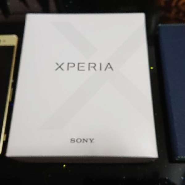 9成新6吋大屏幕雙卡Sony Xperia XA Ultra+保護皮套！
