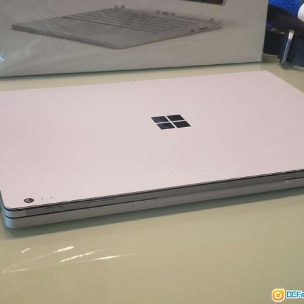 Microsoft Surface Book 2 13.5 1TB gtx1050 notebook 手提電腦