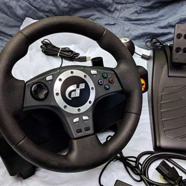 Logitech Driving Force GT 軚盤