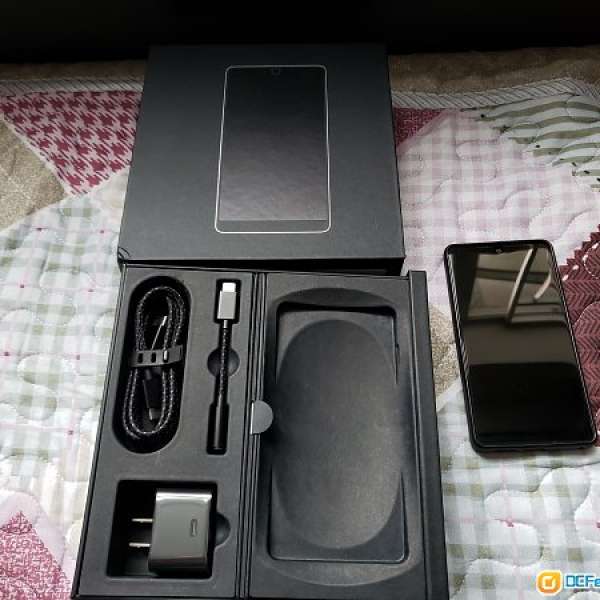 Essential Phone PH-1 128GB 黑色( Android 9)
