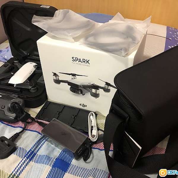 99%new DJI Spark Flyer more Combo Set