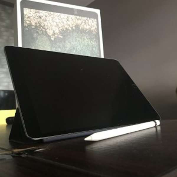 iPad Pro 10.5 256GB space grey + Apple Pencil + Smart Cover