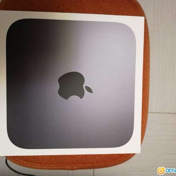 Mac Mini 太空灰 8GB / 256GB (18年12月13日才買！)