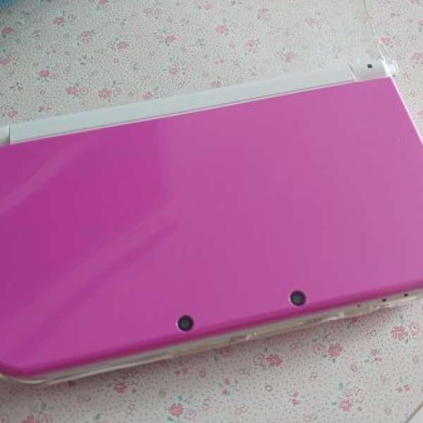 日版Nintendo 3DSLL 粉色