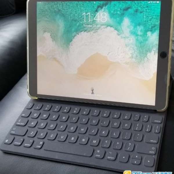 Apple iPad Pro 10.5 256GB Wifi LTE with Keyboard, Pen