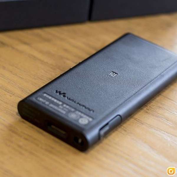 Sony ZX300A 黑色  國行 16G 有保 + Dignis 皮套 + 保護貼