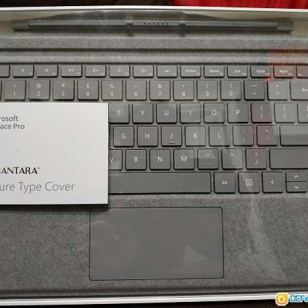 Microsoft Surface Pro Signature Type Cover Keyboard