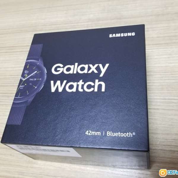 全新行貨黑色 Samsung Galaxy Watch 42mm (SM-R810 藍牙版) 不是46mm
