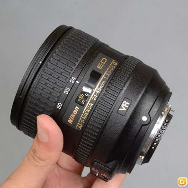 Nikon AF-s Nikkor 24-85mm f/3.5-4.5G ED VR 99%新