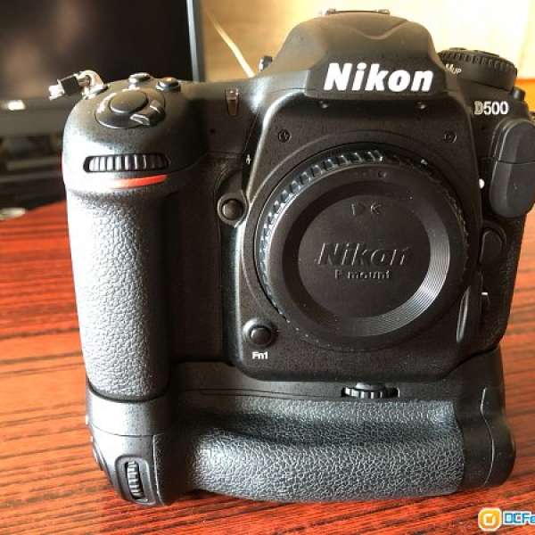 Nikon D500 ＋ 副廠直度