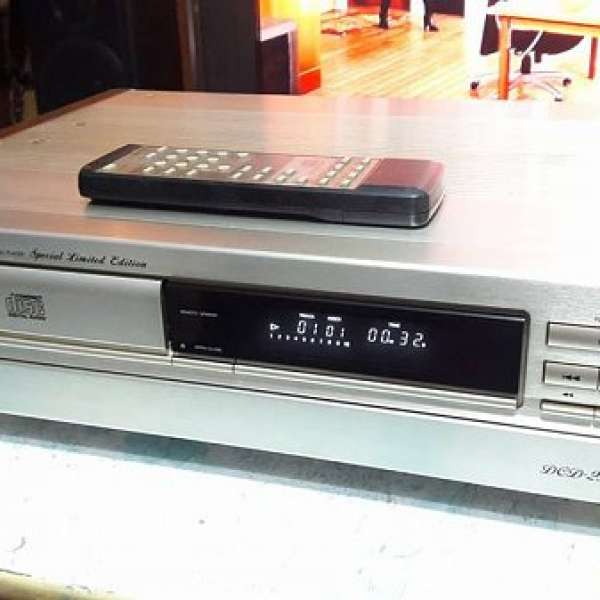 Denon DCD 2560GL  帶平行 CD Player