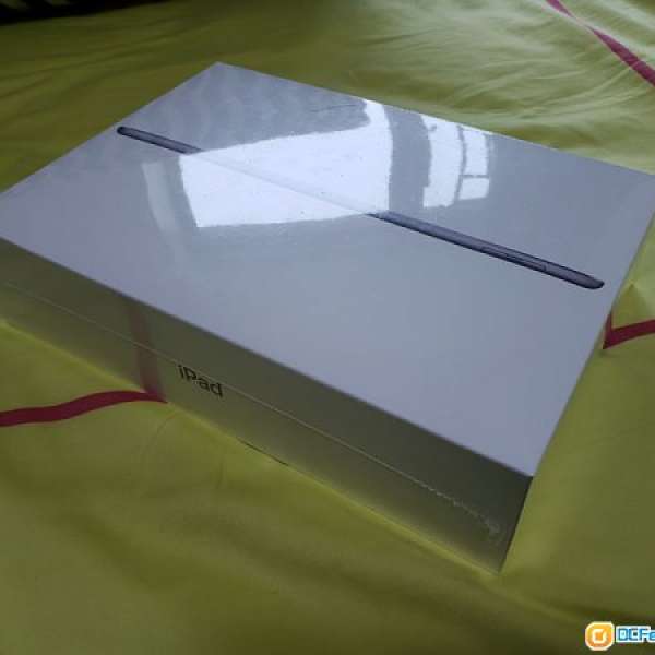 全新未開盒iPad 9.7" 32G WiFi (太空灰色)