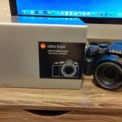 Leica V-lux typ114