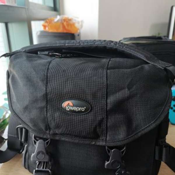 Lowepro Stealth Reporter 200AW