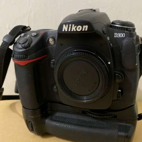 Nikon D300 body 連直倒