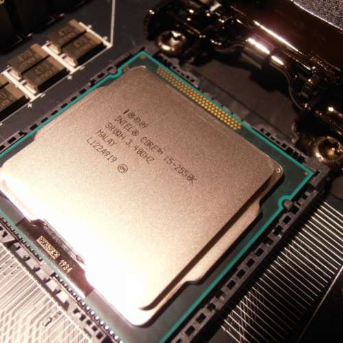 Intel i5 2550K 3.4Ghz  Sandy Bridge 4核