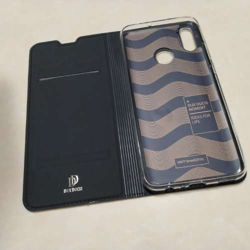 全新未用 Huawei Mate 10 Pro 及 Huawei P Smart(2019) 專用智能翻蓋式手機套