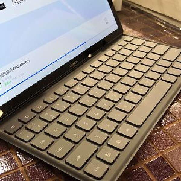【FB 五星好評】HuaWei M6 10.8吋 8.4吋 Google 電腦模式 搭載Keyboard 全新（有影...