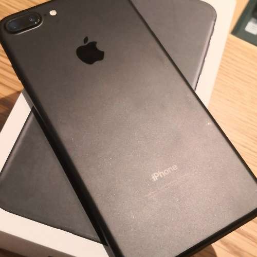 90% New iPhone 7 Plus 256gb  黑色
