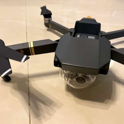 Mavic Pro FLY More Combo (跟兩個電池)