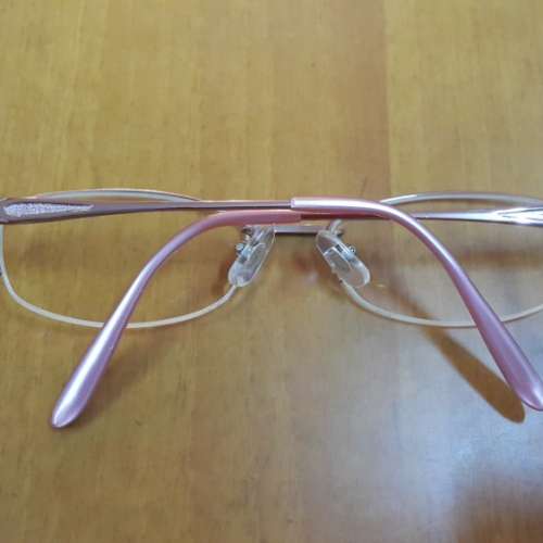 新淨 SEIKO 精工 彩紫色 眼鏡框,只售HK$200(不議價)