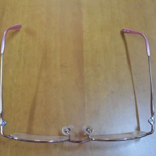 新淨 SEIKO 精工 彩紫色 眼鏡框,只售HK$200(不議價)