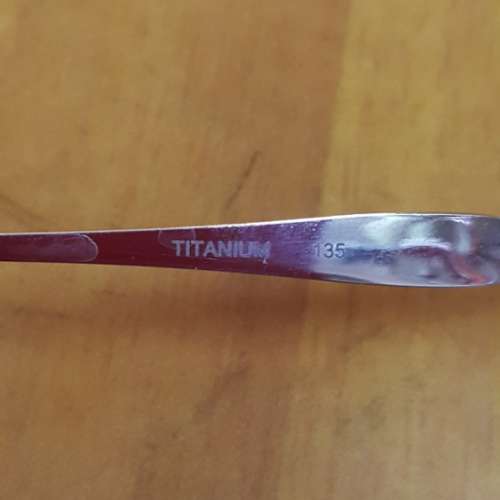 新淨 SEIKO 精工 彩紫色 眼鏡框,只售HK$200(不議價)