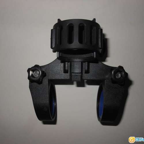 100%全新單車前燈,多功能中央燈架,手電筒支架,固定燈架,快拆燈夾(A)For 山地車, 公...