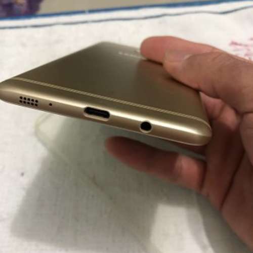 90%新！Samsung C9 pro 64GB(可以用壞蘋果，三星，LG交換）