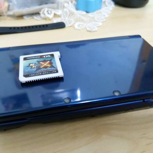 9成新 3DS LL 加 1 game