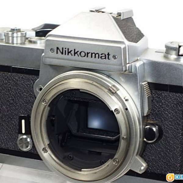 Nikkormat FT3(可預升反光板，可用non-AI及AIS鏡頭)比FM2强，指針測光，銅鑄機身，...