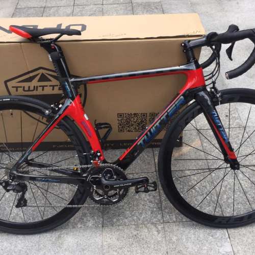 2019-TW-T10-PRO-22速碳纖維公路車-$4980/$5980送水架前後蛙燈