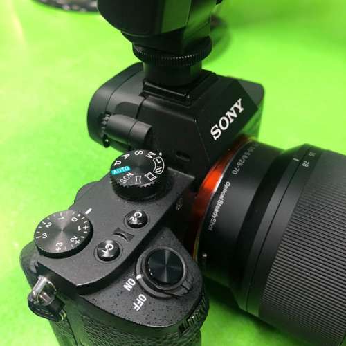 SONY A7II + FE 28–70mm F3. 5–5.6 + F20M