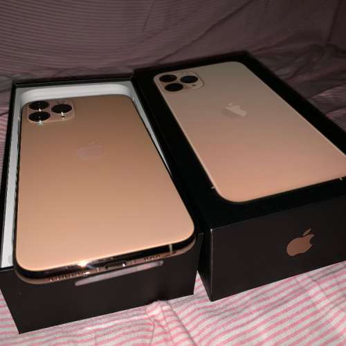 iPhone 11 gold pro