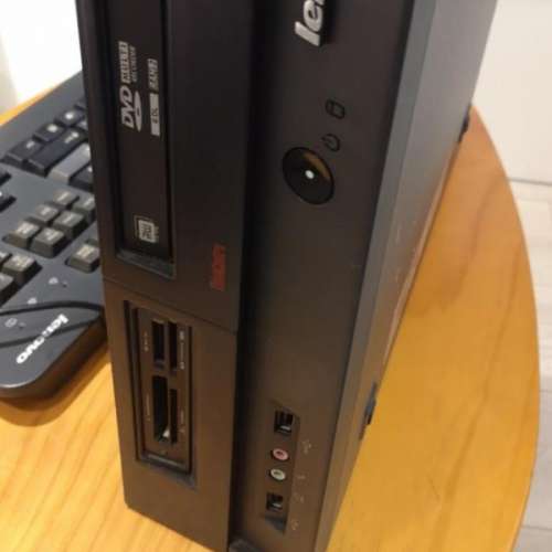 IBM/Lenovo E6700 桌面電腦 PC，windows Vista, 連 keyboard MOUSE