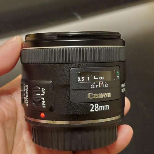 Canon EF 28mm f/2.8 IS USM