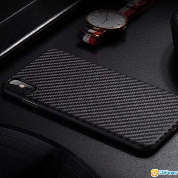 iPhone Case 7/8, Plus, X 超薄碳纖維紋軟殻（送玻璃貼一張）