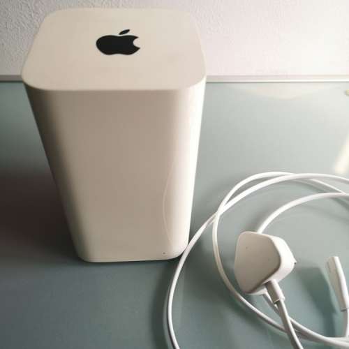Apple AirPort Extreme 802.11ac Router