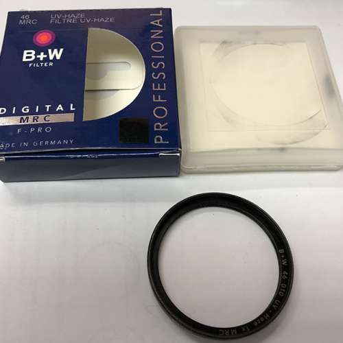B+W 46MRC UV-Haze Filtre F-Pro