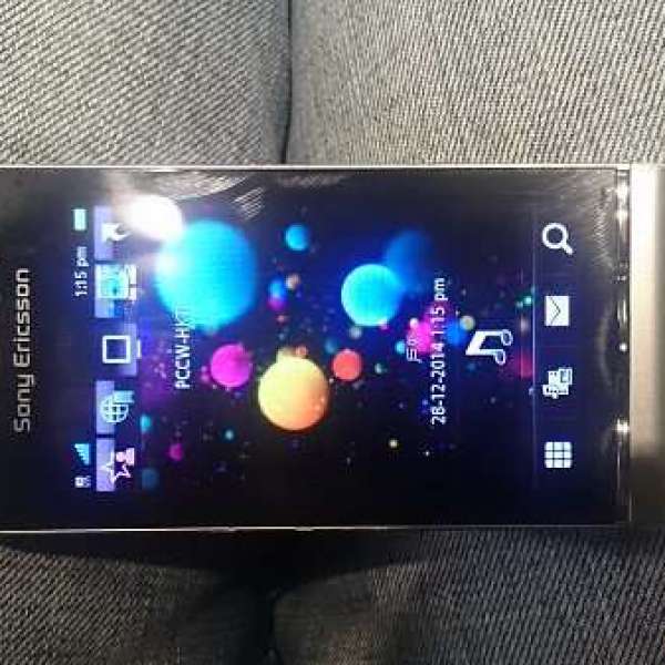 Sony Ericsson Satio   u1i.  當年機皇合收藏家。可以交換其他手機。