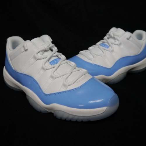 NIKE AIR JORDAN XI LOW UNC BLUE SZ 10.5 US10.5