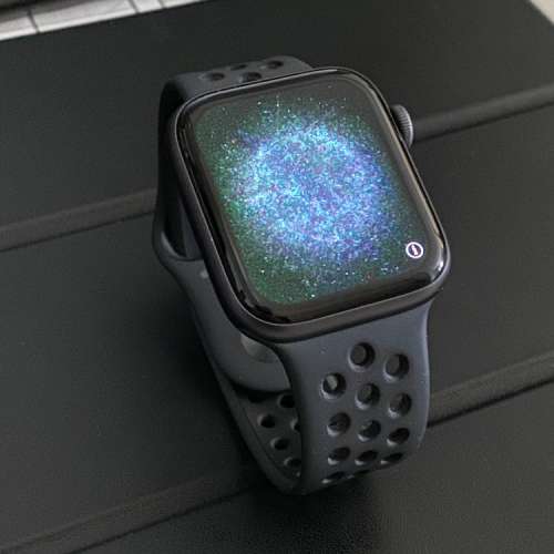 Apple Watch Series 4 Nike+ 4G版 44mm Black 保養期至19.10.2019！