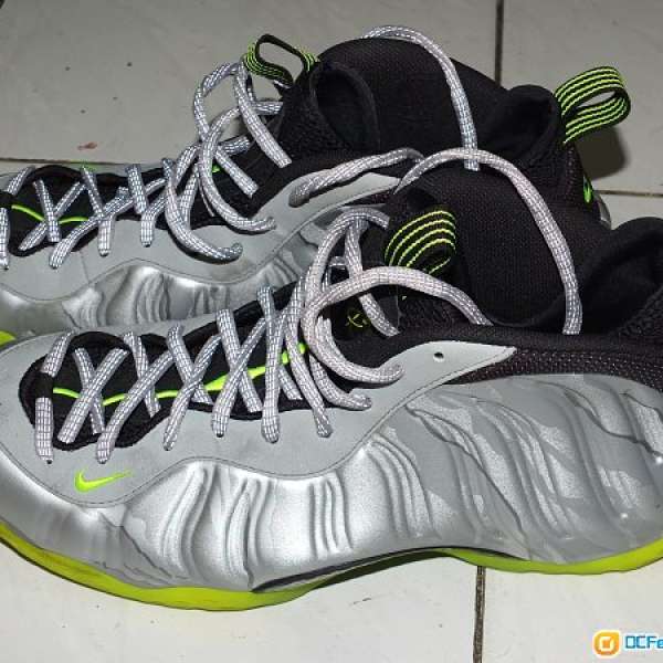 95% new Nike Zoom Foamposite One PRM Silver Volt US 14 with box