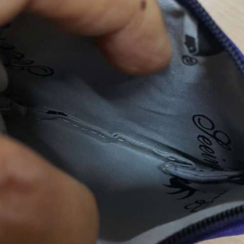 全新 SEEINGLY 布質散子 証件包,只售HK$60(不議價)請細看貨品描述