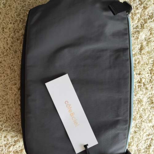 全新Brand New Cote&Ciel Cote & Ciel 斜咩袋Messenger Bag